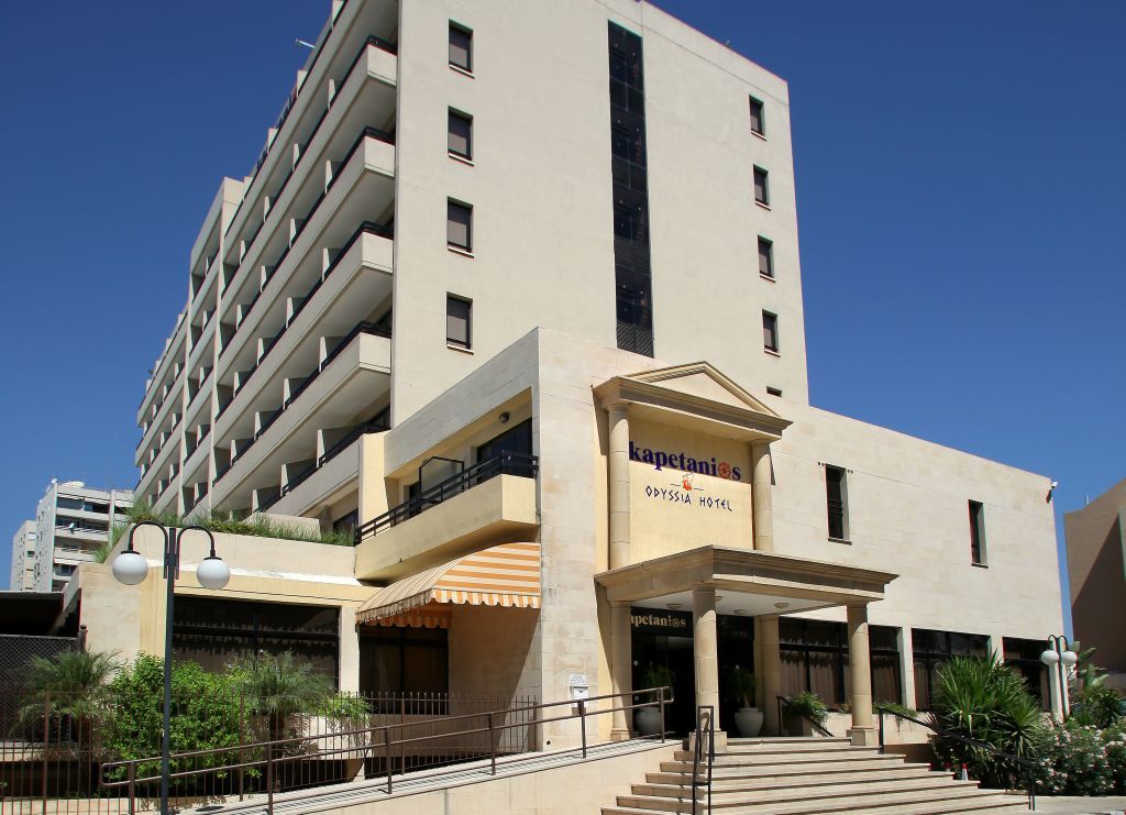 Odysseia Hotel Kapetanios Limassol Exterior photo